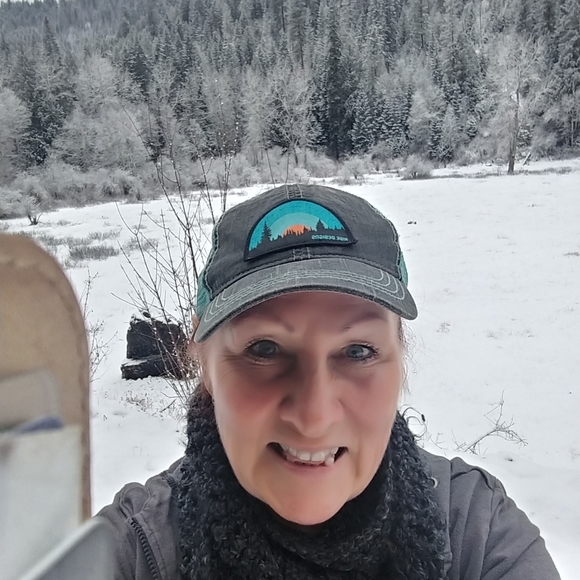 Meet your Posher, Marabeth - Picture 2 of 6